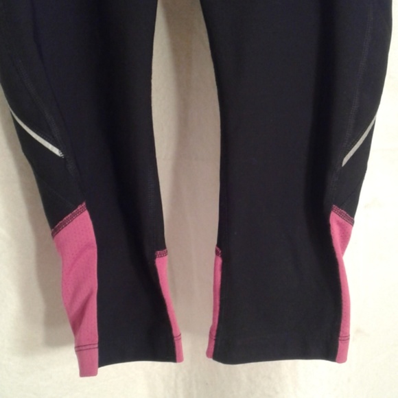 Lucy Tech XS workout Capri pink black - Picture 3 of 7